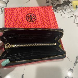 Tory Burch wallet